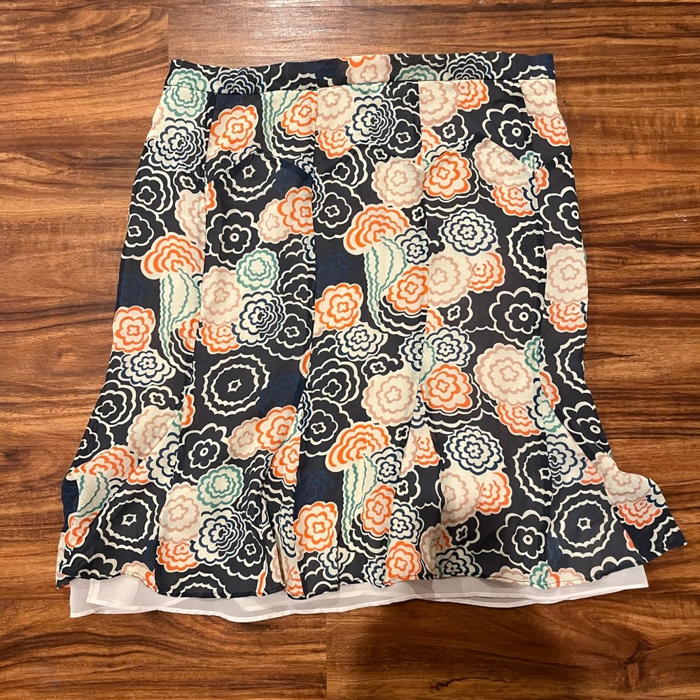 Marc Jacobs Vintage 100% Silk flowy floral skirt size 10